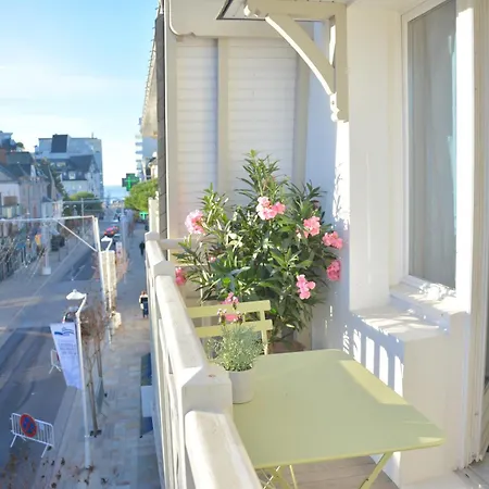 Grand Pour 8 -
